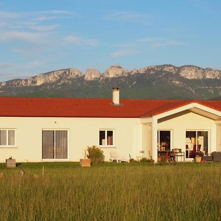 Les Gites Des Noyerettes Besayes Exterior foto